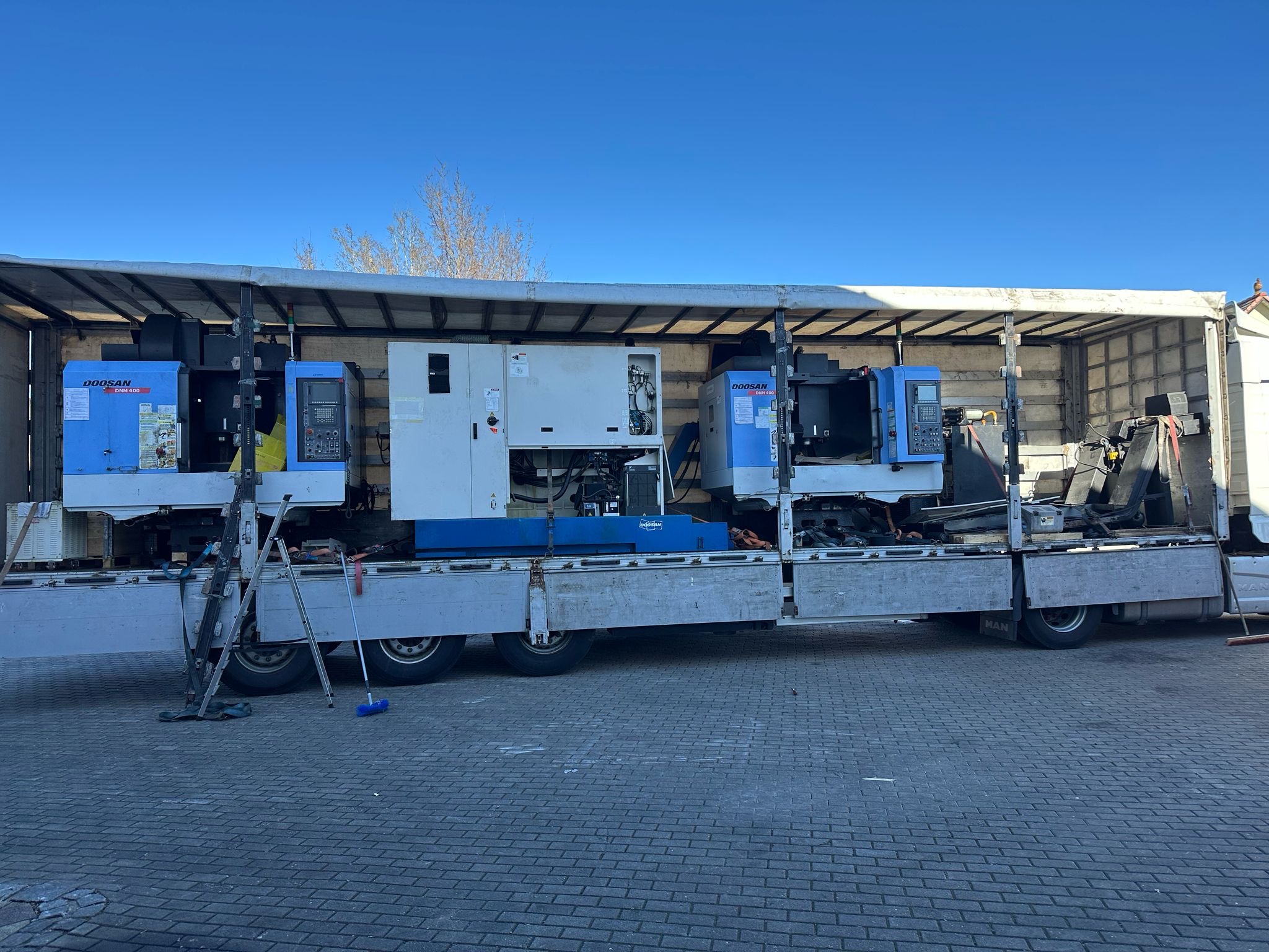 DOOSAN Maschinenpaket